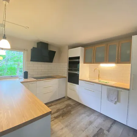 In The Area, Only Approx, 700 Meters From The Water, Holiday home *