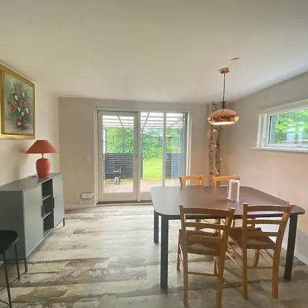 Hébergement de vacances In The Area, Only Approx, 700 Meters From The Water, *