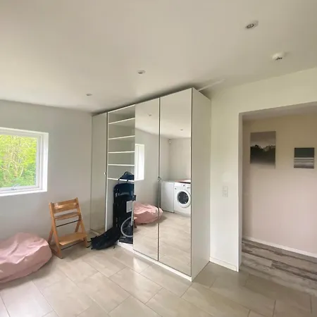 In The Area, Only Approx, 700 Meters From The Water, Hébergement de vacances